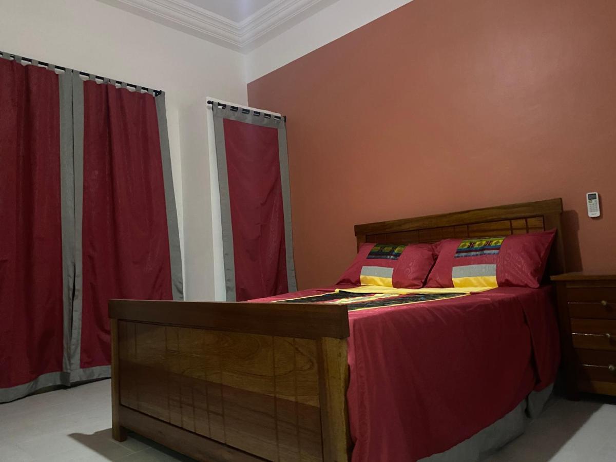 Gite Le Toube Saint-Louis Bagian luar foto